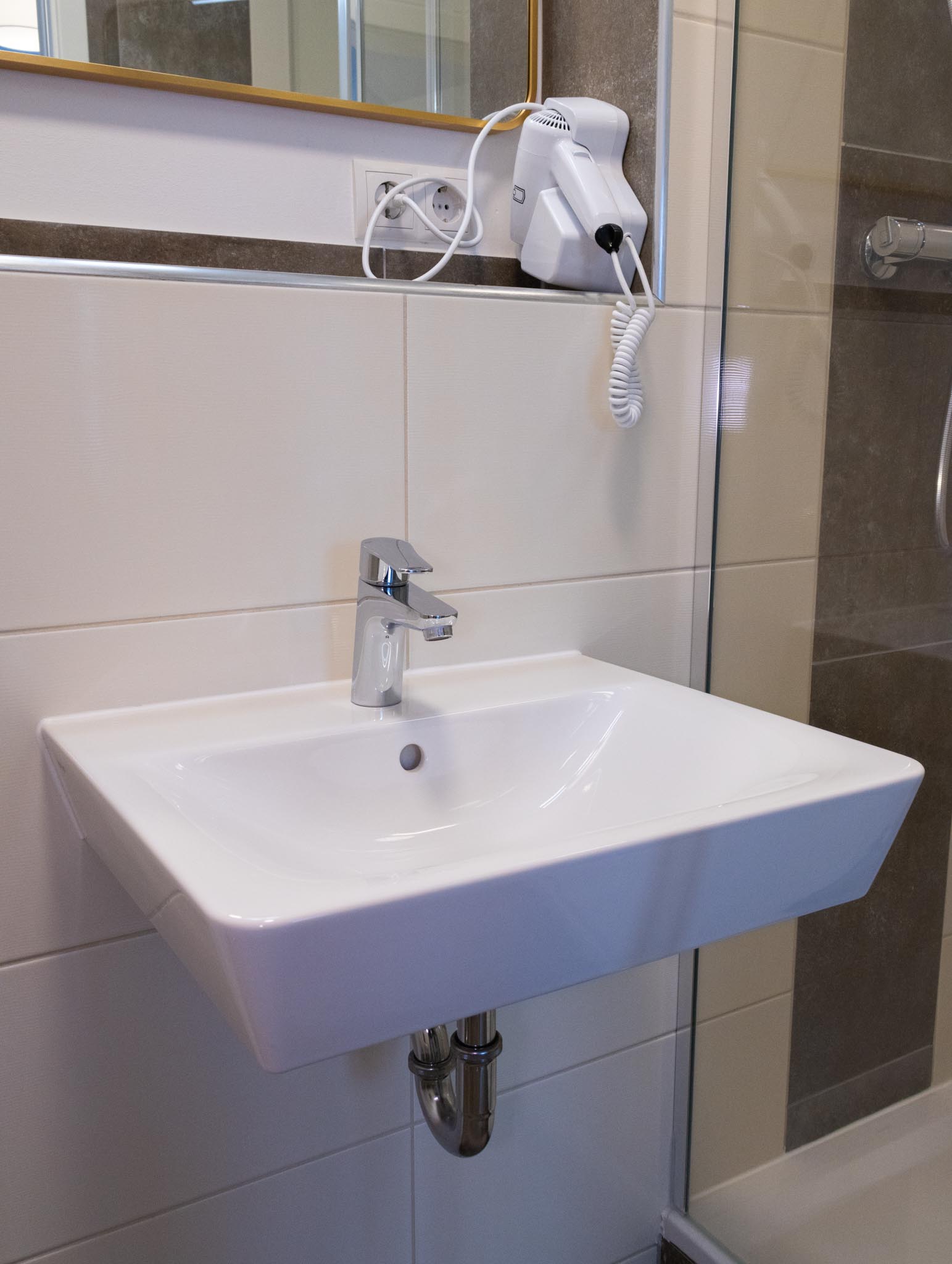 Kapitänszimmer – Waschbecken im Bad